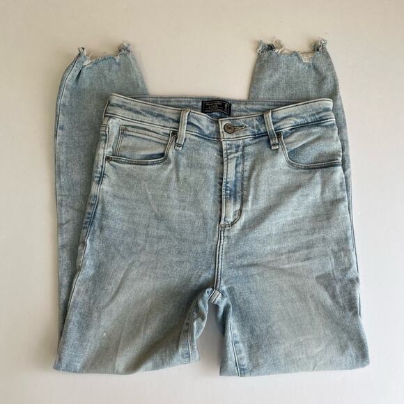 Abercrombie & Fitch High Rise Super Skinny Ankle Jean - Picture 1 of 9